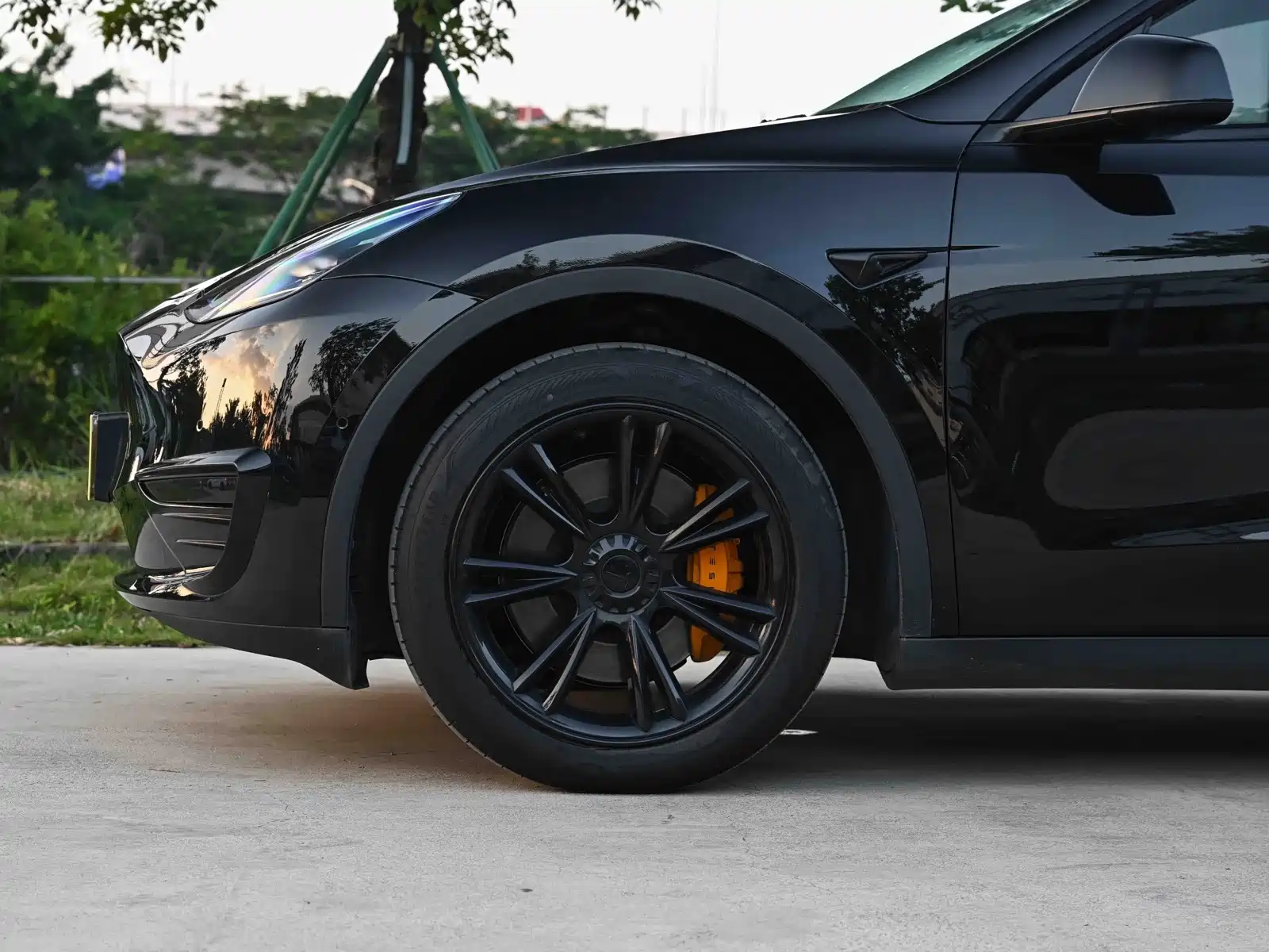 صورة 17 - Tesla Model Y