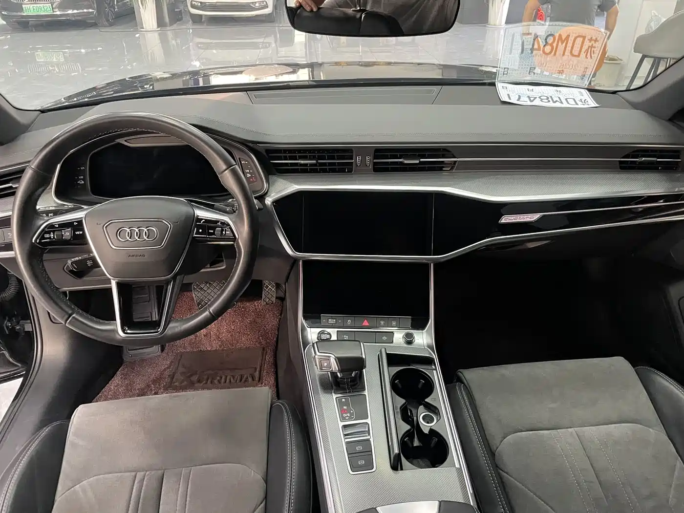 Audi A6L New Energy 2022 55 TFSI e quattro фото 10