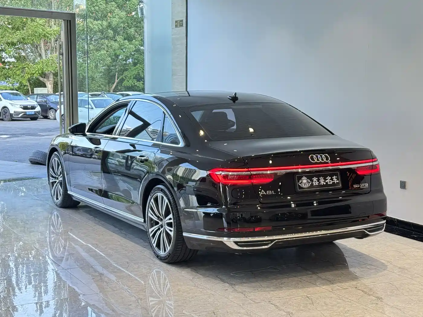 Audi A8 2018 A8L 55 TFSI quattro Launch Premium фото 23
