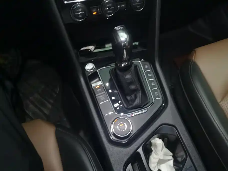 Volkswagen Tharu 2019 Model 330TSI 4WD Flagship Edition China VI фото 16