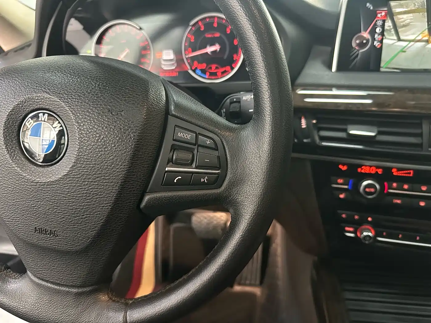 BMW X5 (Import) 2015 xDrive28i фото 20
