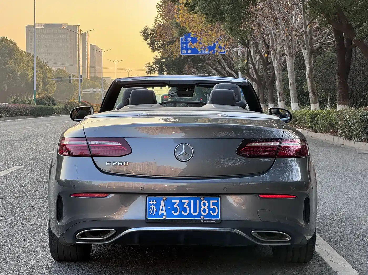 MERCEDES-BENZ E CLASS