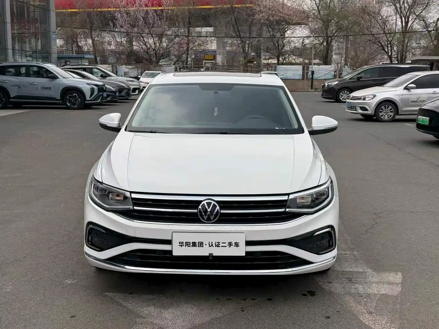 Volkswagen Bora 2024 200TSI DSG Joy Ride Edition фото 2