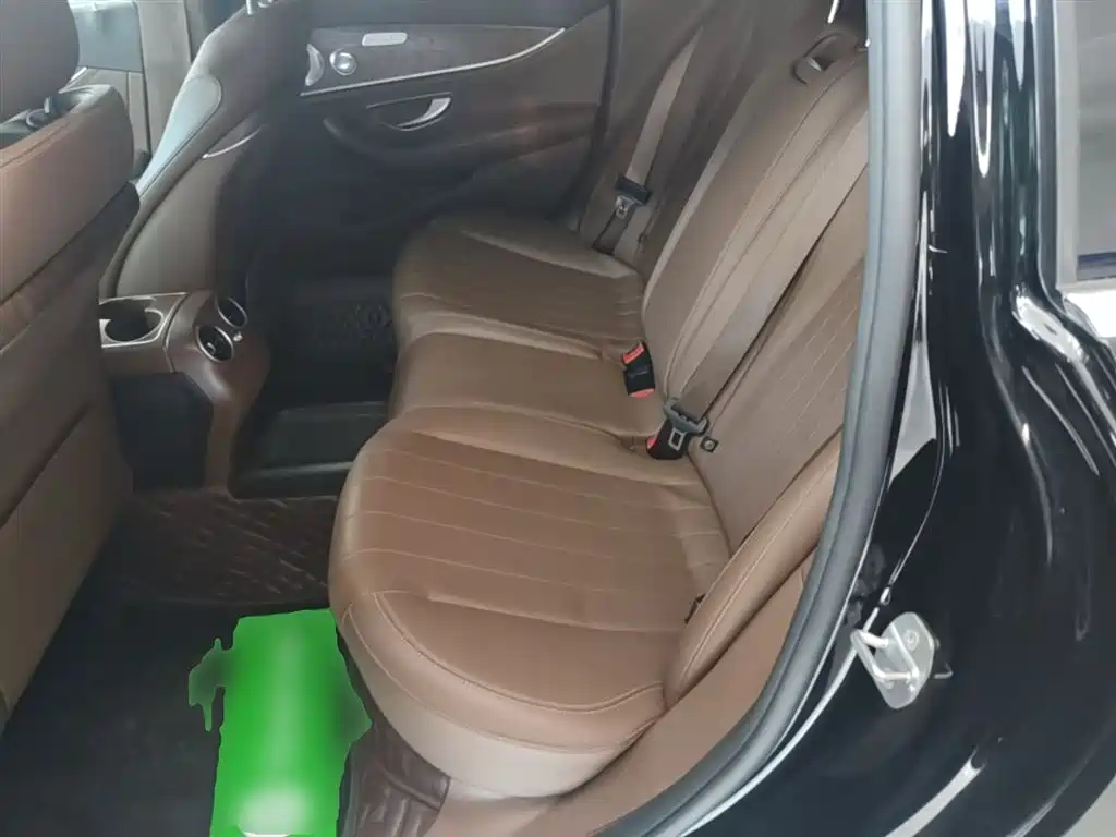 Mercedes-Benz E-Class 2019 E 260 L фото 17