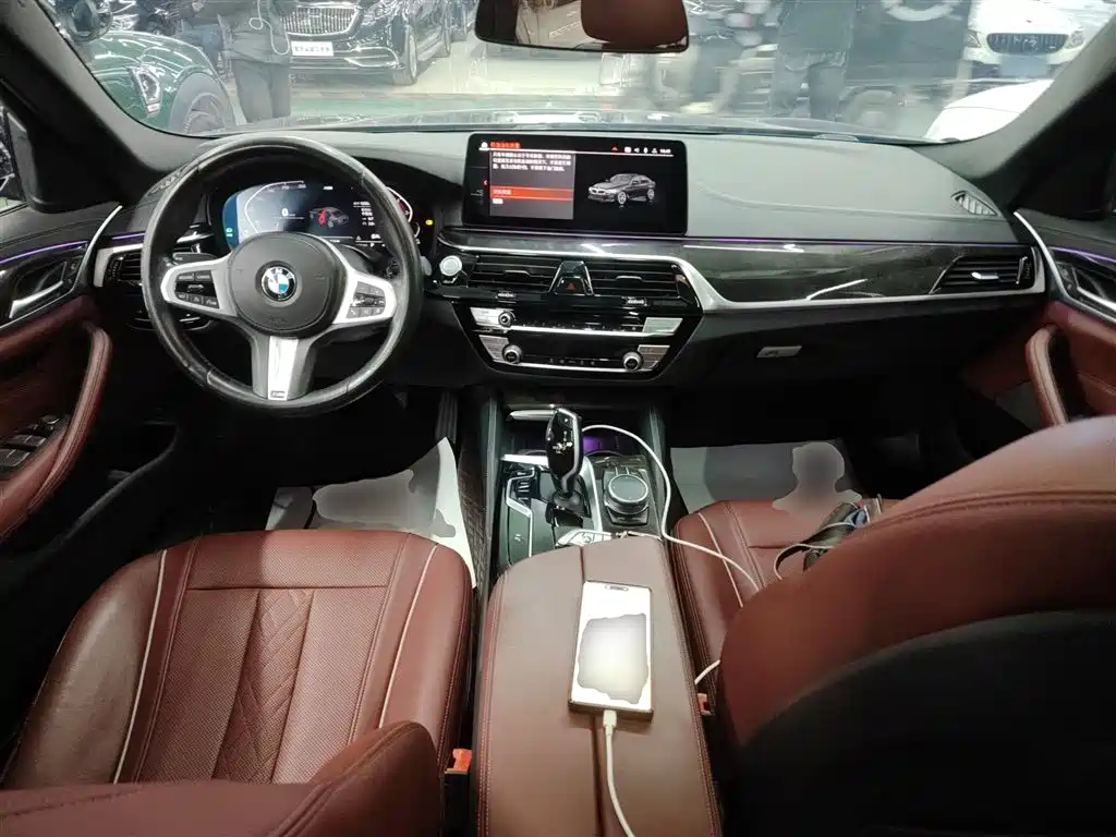 BMW 5-SERIES