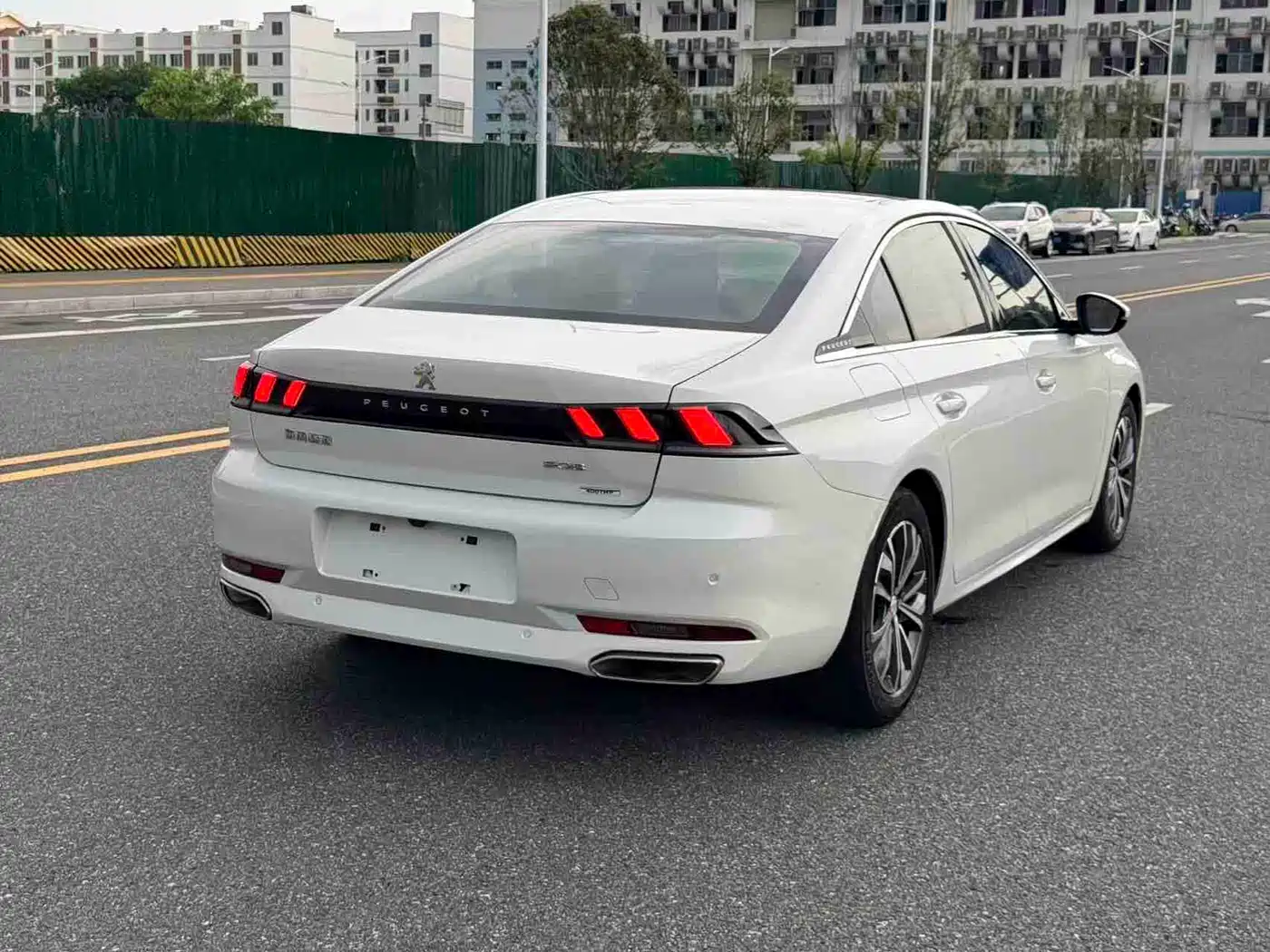 Peugeot 508 2021 508L 400THP PureTech Driving Control Edition фото 9