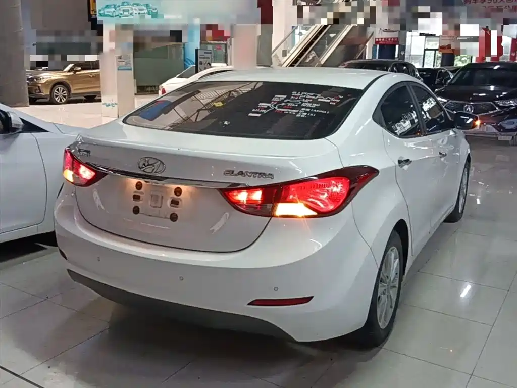 Hyundai Langdong 2016 1.6L Automatic Premium Edition фото 7
