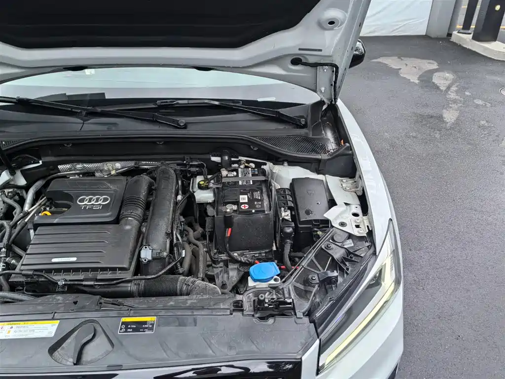 Audi Q2L 2020 35 TFSI Progressive Dynamic Model фото 18