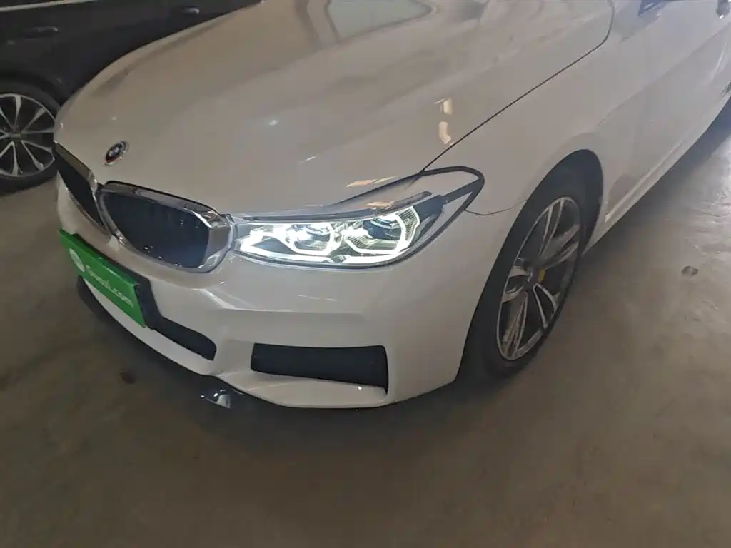 BMW 6 Series GT 2018 630i M Sport Package фото 24