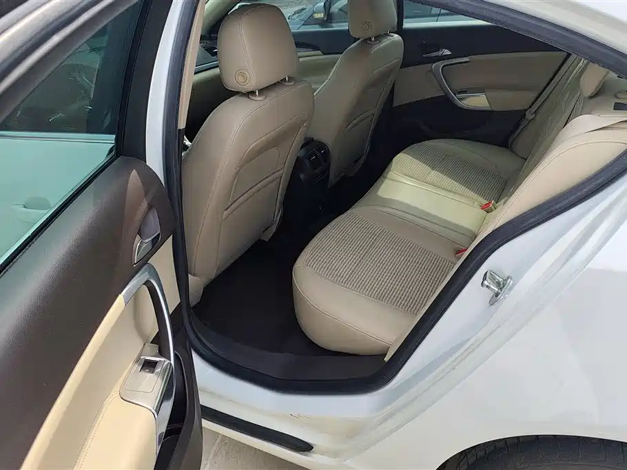 Buick Regal 2015 2.0L Leading Fashion Model фото 11