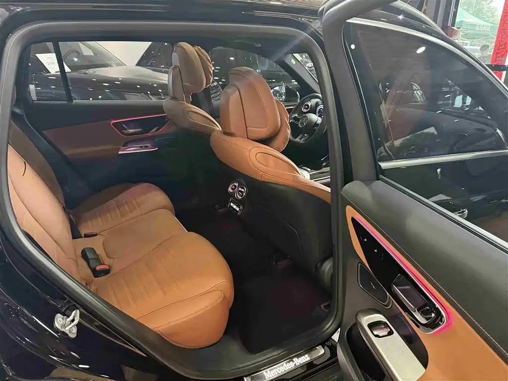 Mercedes-Benz GLC 2025 Facelift GLC 300 L 4MATIC Dynamic 5-seater фото 10