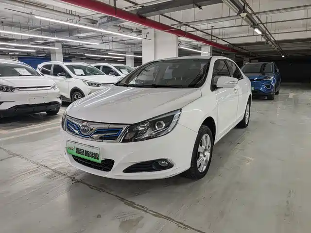 BYD BYD e5 2017 300 Premium
