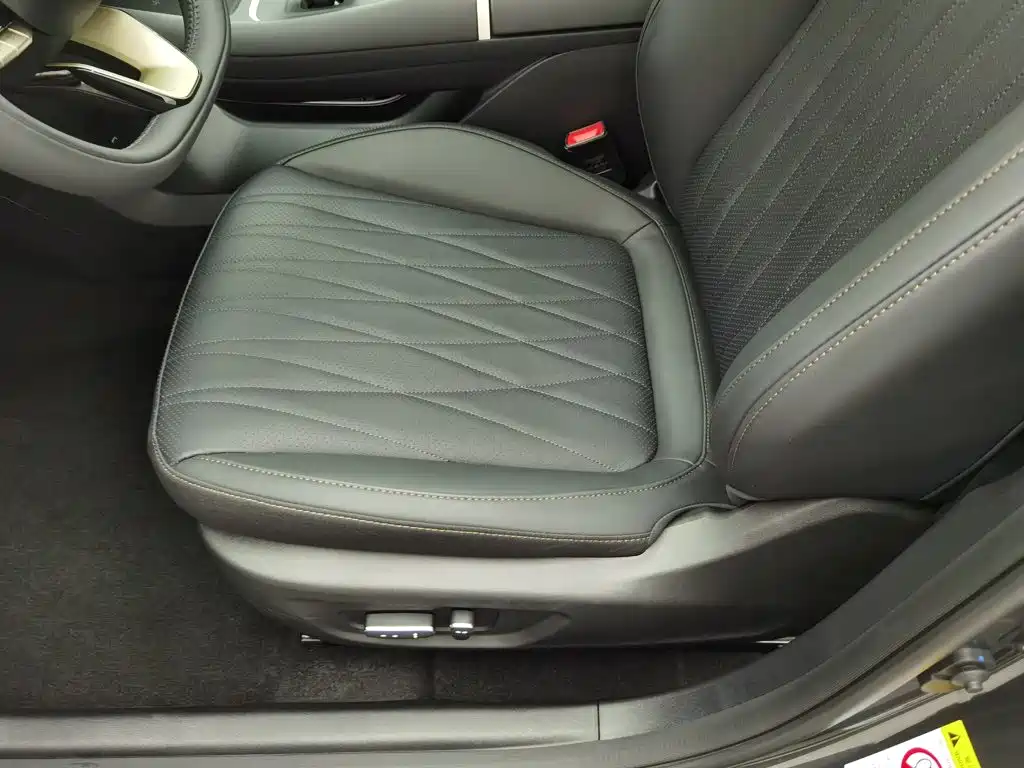 Changan Eado 2026 2025 Model Year Facelift 1.5T 500Bar Premium Edition