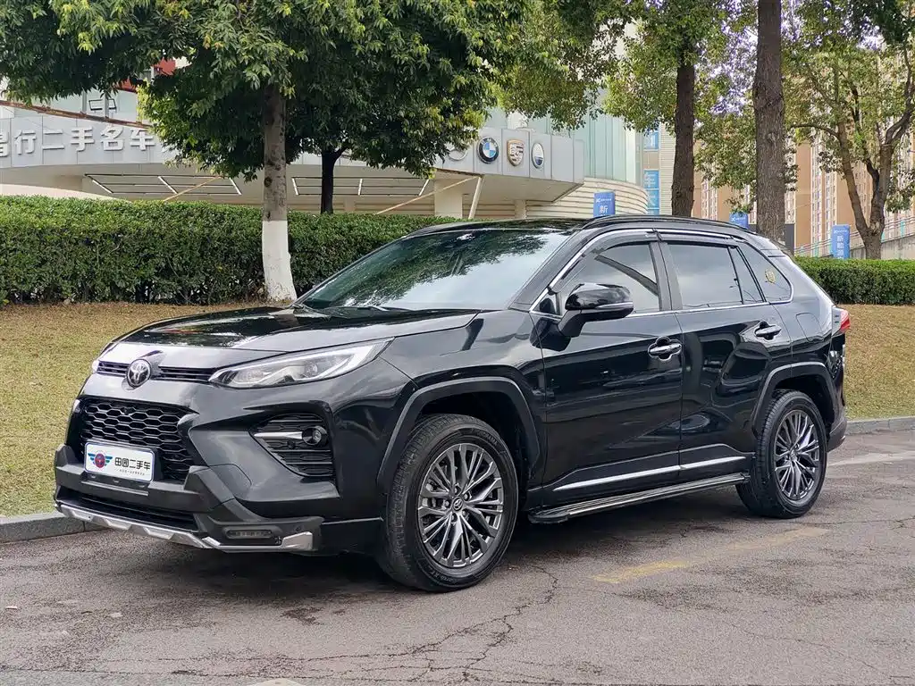 Toyota Wildlander 2023 2.0L CVT FWD Luxury PLUS