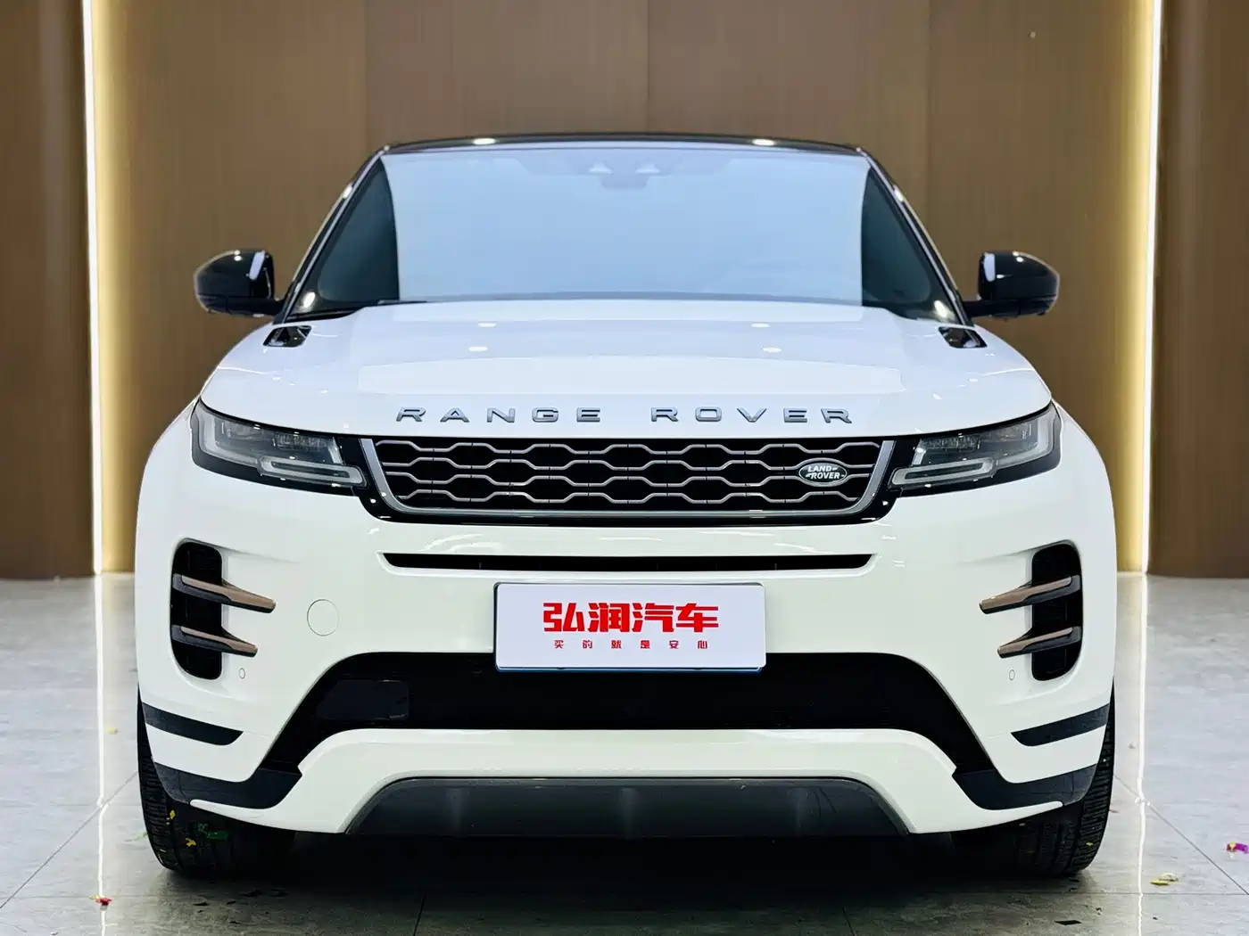 Land Rover Range Rover Evoque 2020 249PS R-DYNAMIC SE Sport Tech Edition фото 2