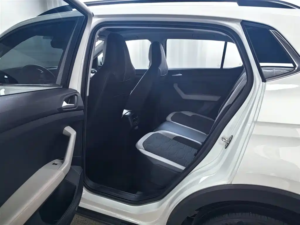 Volkswagen Tharu 2025 New Edge 1.5L Aspiration Edition фото 13