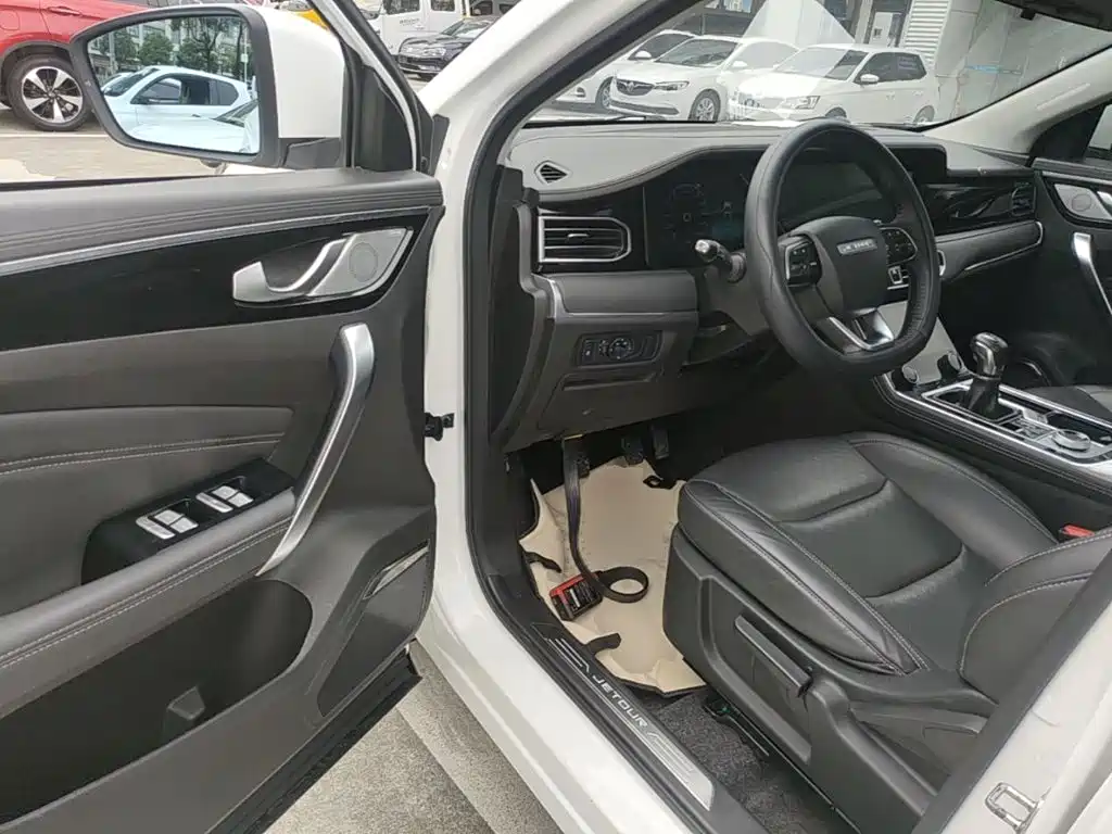 Jetour X90 2021 2020 1.5T Manual Shadow Fun Edition 6-Seater