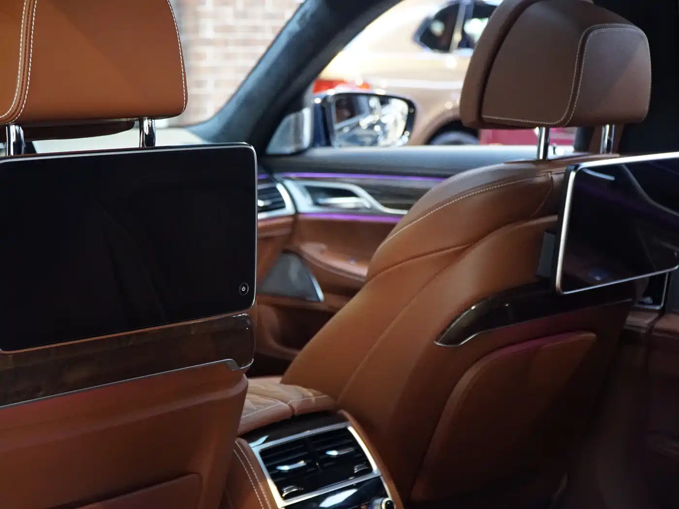 BMW 7 Series 2019 740Li xDrive Executive M Sport Package фото 15