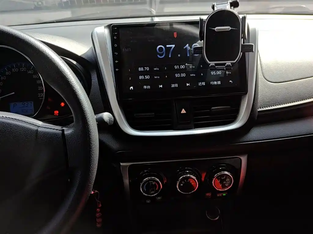 Toyota Vios FS 2017 1.5L CVT Fengchi Edition фото 13