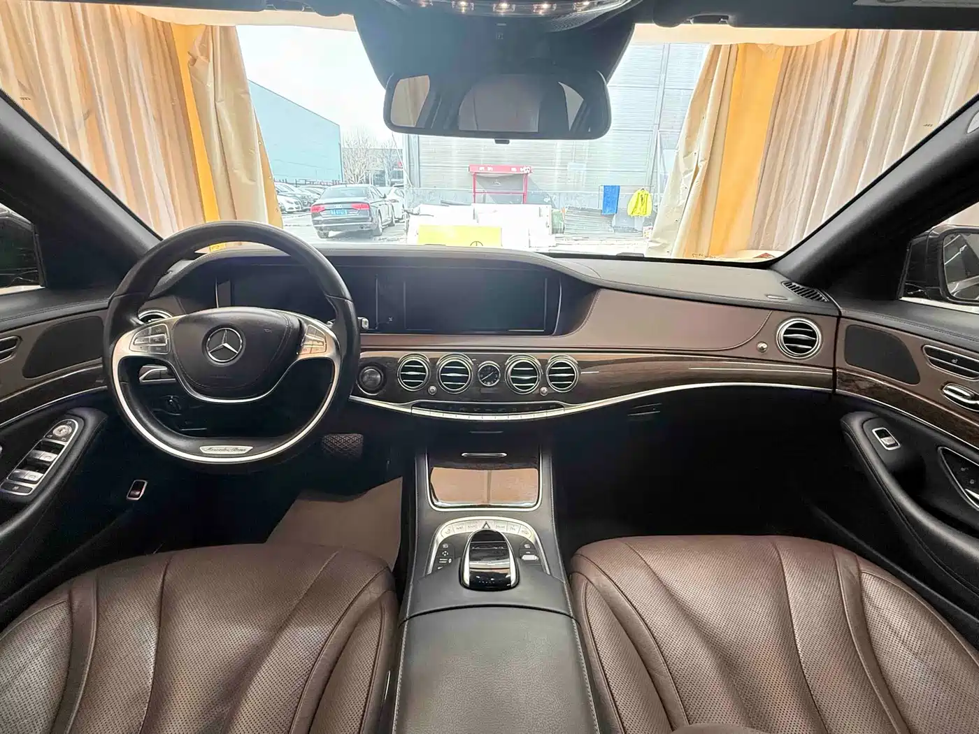Mercedes-Benz S-Class 2016 S 320 L Business Edition фото 11