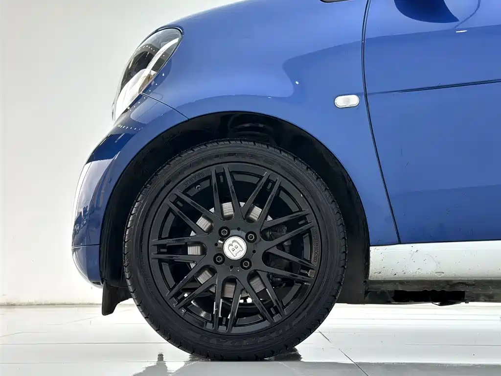 smart fortwo 2020 2019 0.9T 66kW Hardtop Wind Edition China VI
