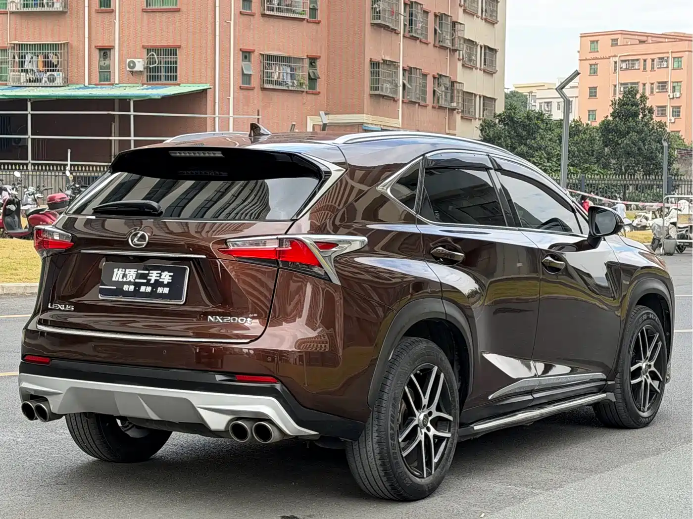 Lexus NX 2015 200t AWD F Sport фото 6