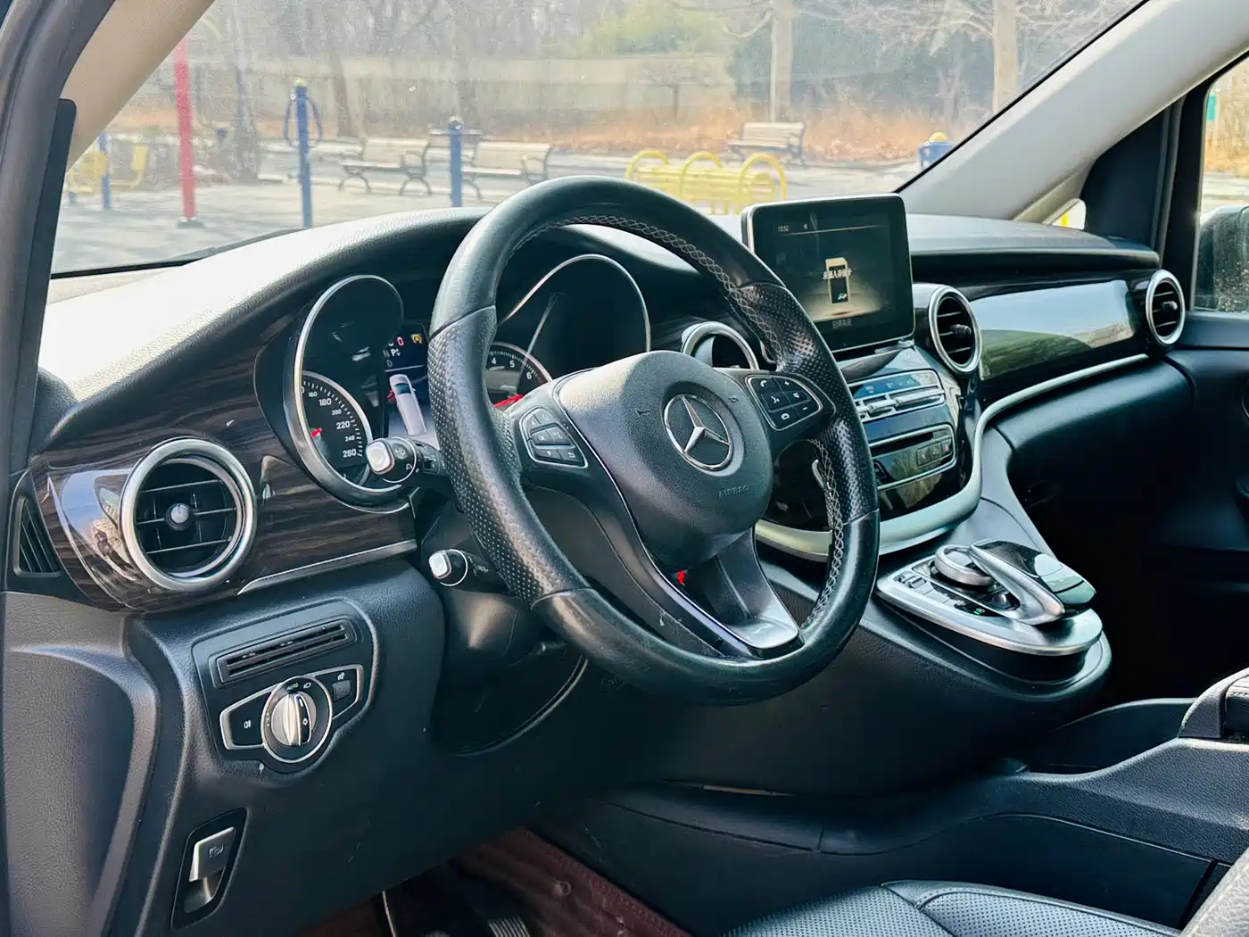 Mercedes-Benz V-Class 2018 V 260 Premium Edition China V фото 8