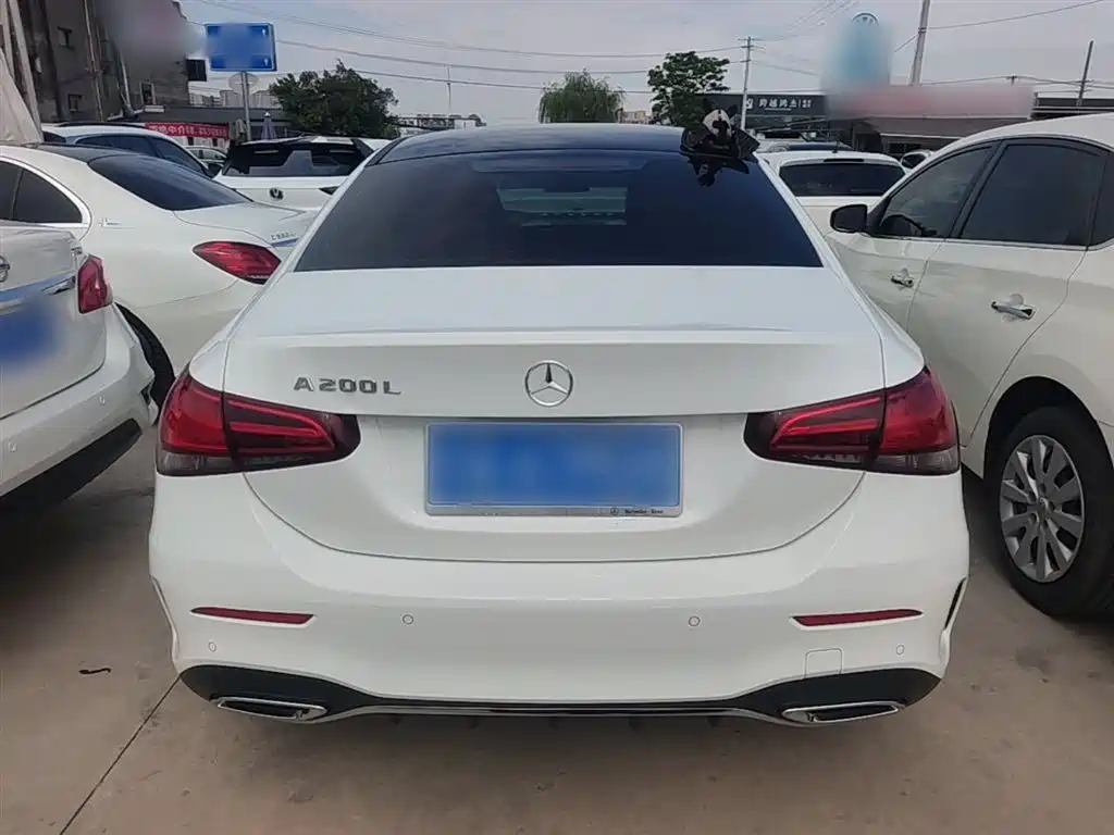 Mercedes-Benz A-Class 2020 A 180 L Sport Sedan фото 6