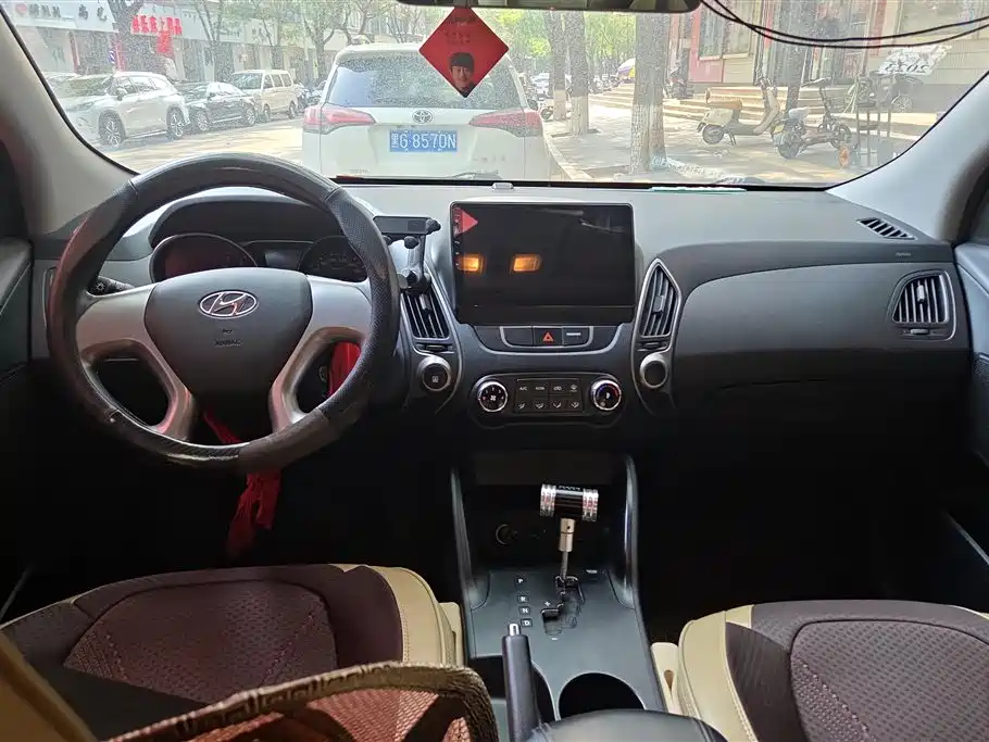 Hyundai Beijing Hyundai ix35 2015 2.0L Automatic 2WD Comfort China IV фото 12
