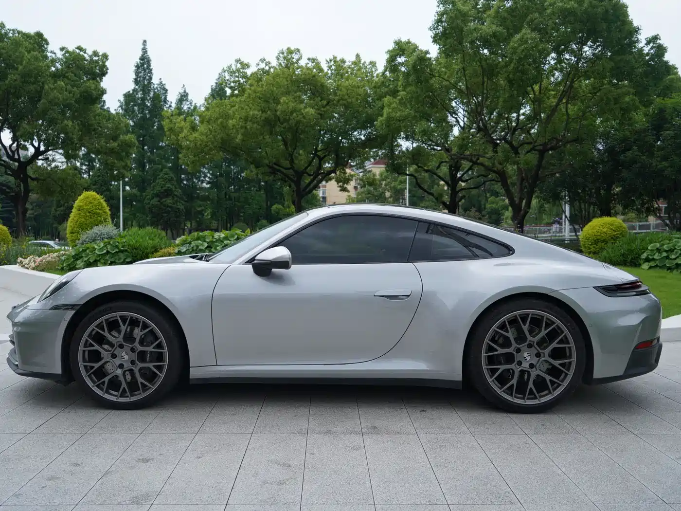 Porsche 911 2025 Carrera 3.0T фото 3