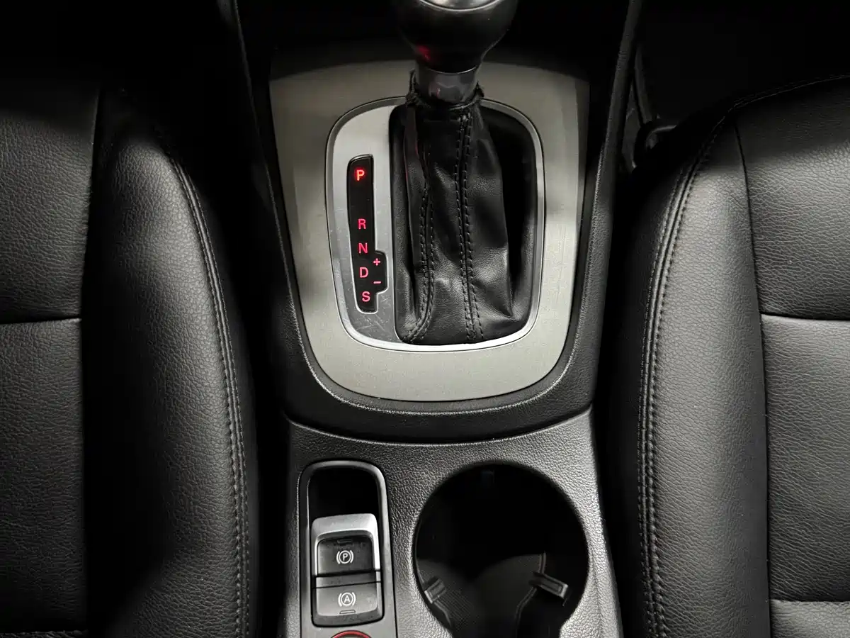 Audi Q3 2013 35 TFSI Progressive фото 20