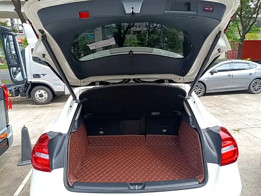 Mercedes-Benz GLA 2016 GLA 220 4MATIC Luxury фото 19