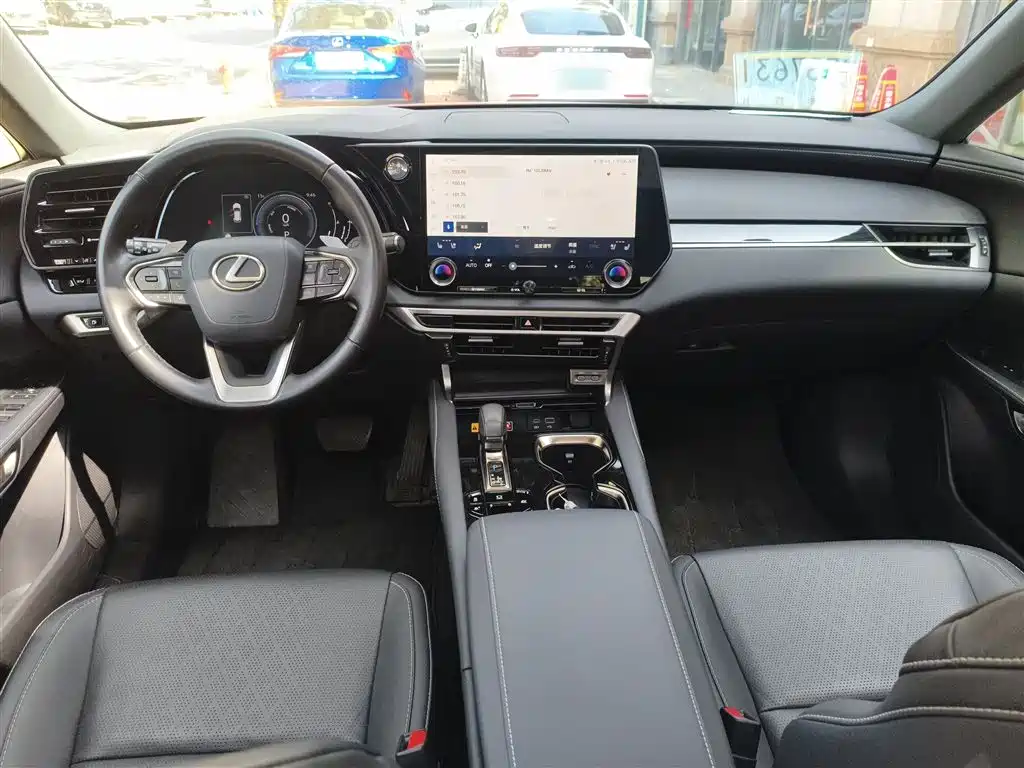 LEXUS RX
