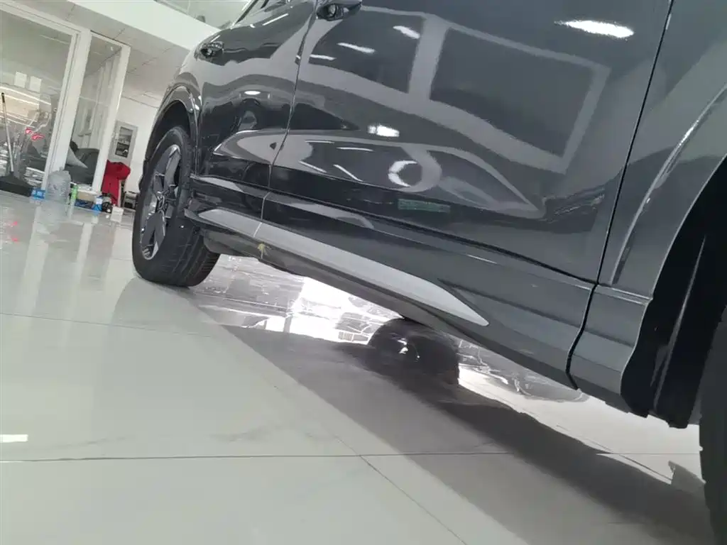 Audi Q3 2023 35 TFSI Fashion Dynamic Model (1.5T) фото 21