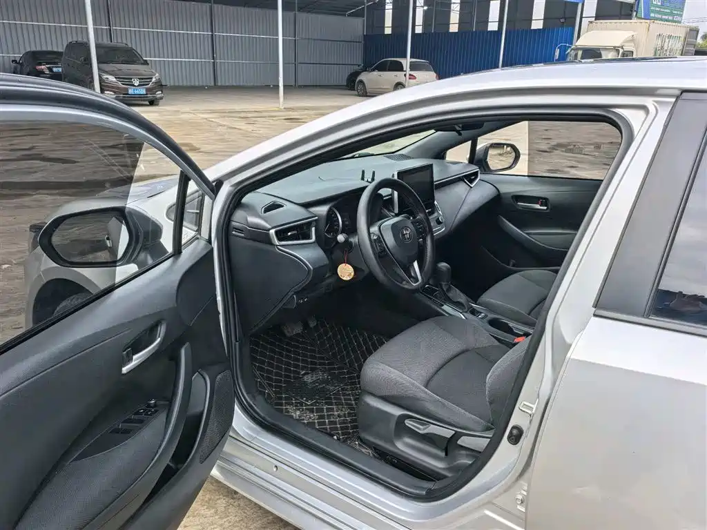 Toyota Levin 2021 185T CVT Sport Edition фото 7