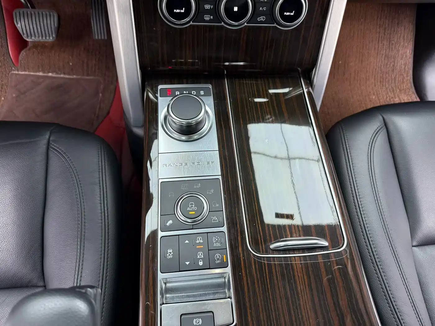 Land Rover Range Rover фото 2