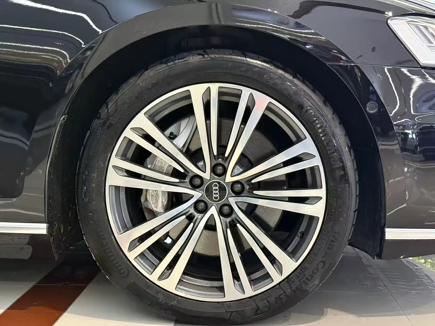 Audi A8 2021 A8L 55 TFSI quattro Premium фото 19