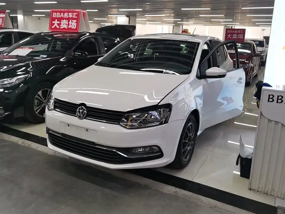 Volkswagen Polo 2016 1.6L Automatic Comfort