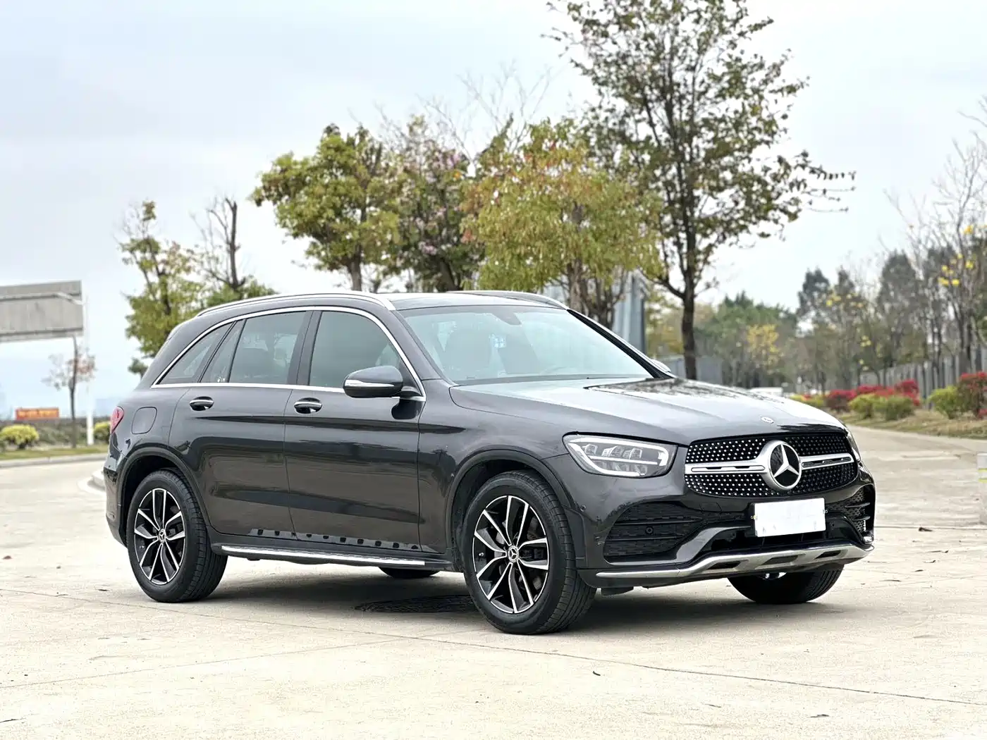 Mercedes-Benz GLC 2020 GLC 260 L 4MATIC Luxury фото 3