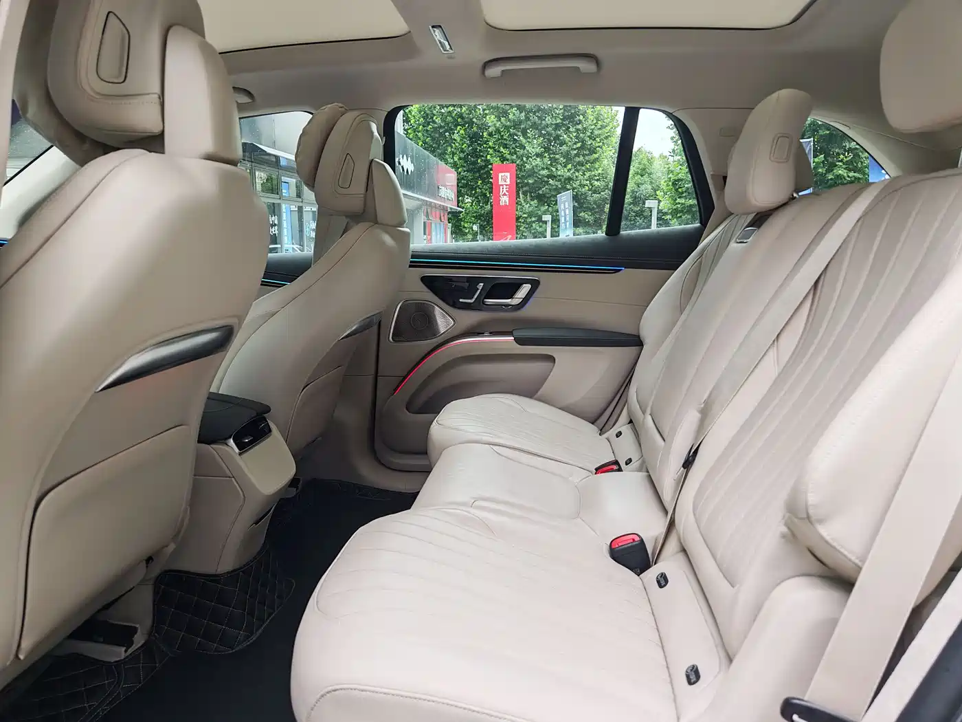 Mercedes-Benz EQS SUV 2023 450 4MATIC Pioneer Edition фото 9