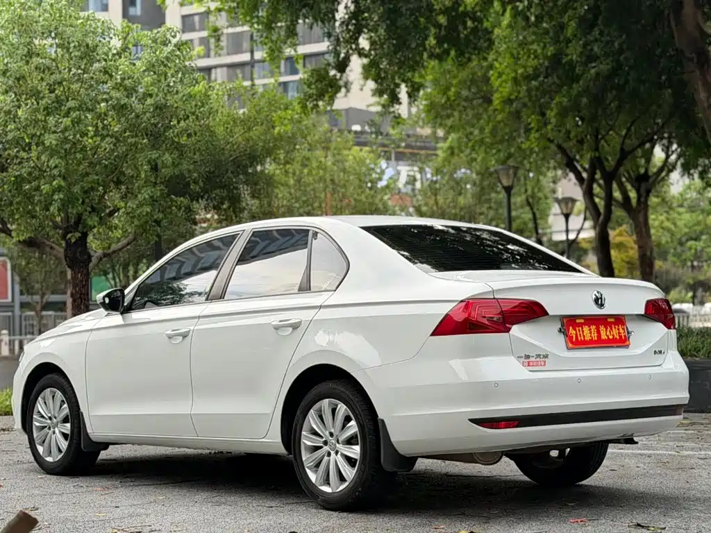 Фото 4 - Volkswagen Bora