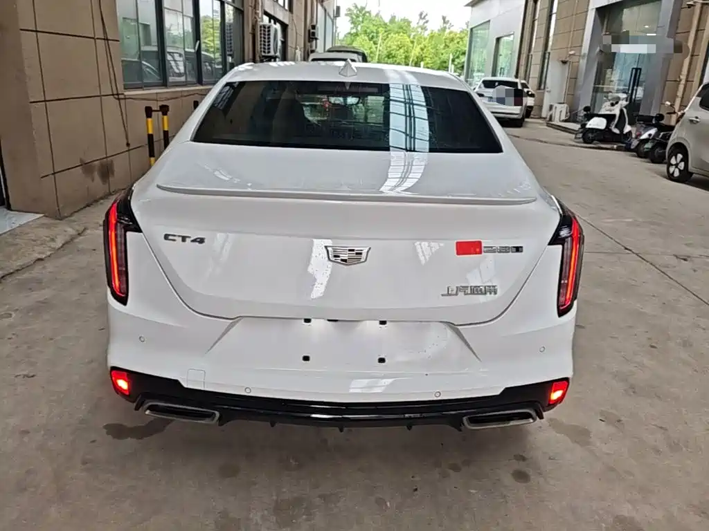 Фото 6 - Cadillac CT4