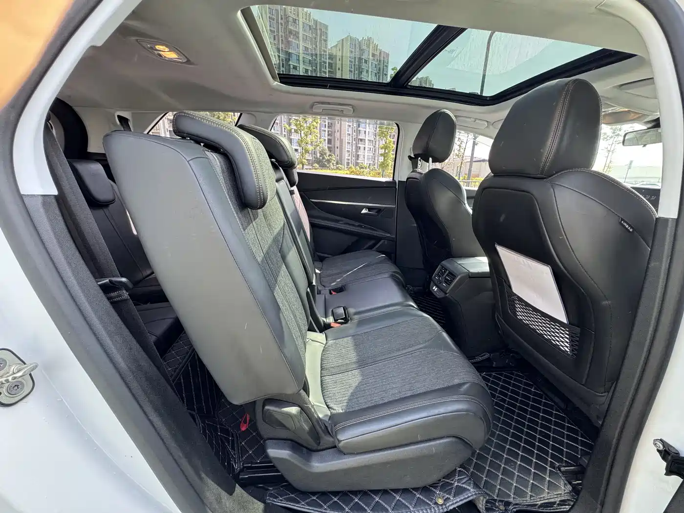 Peugeot 5008 2017 380THP 7-seat Elite Edition фото 9