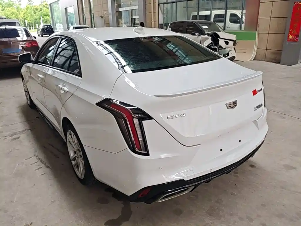 Фото 5 - Cadillac CT4