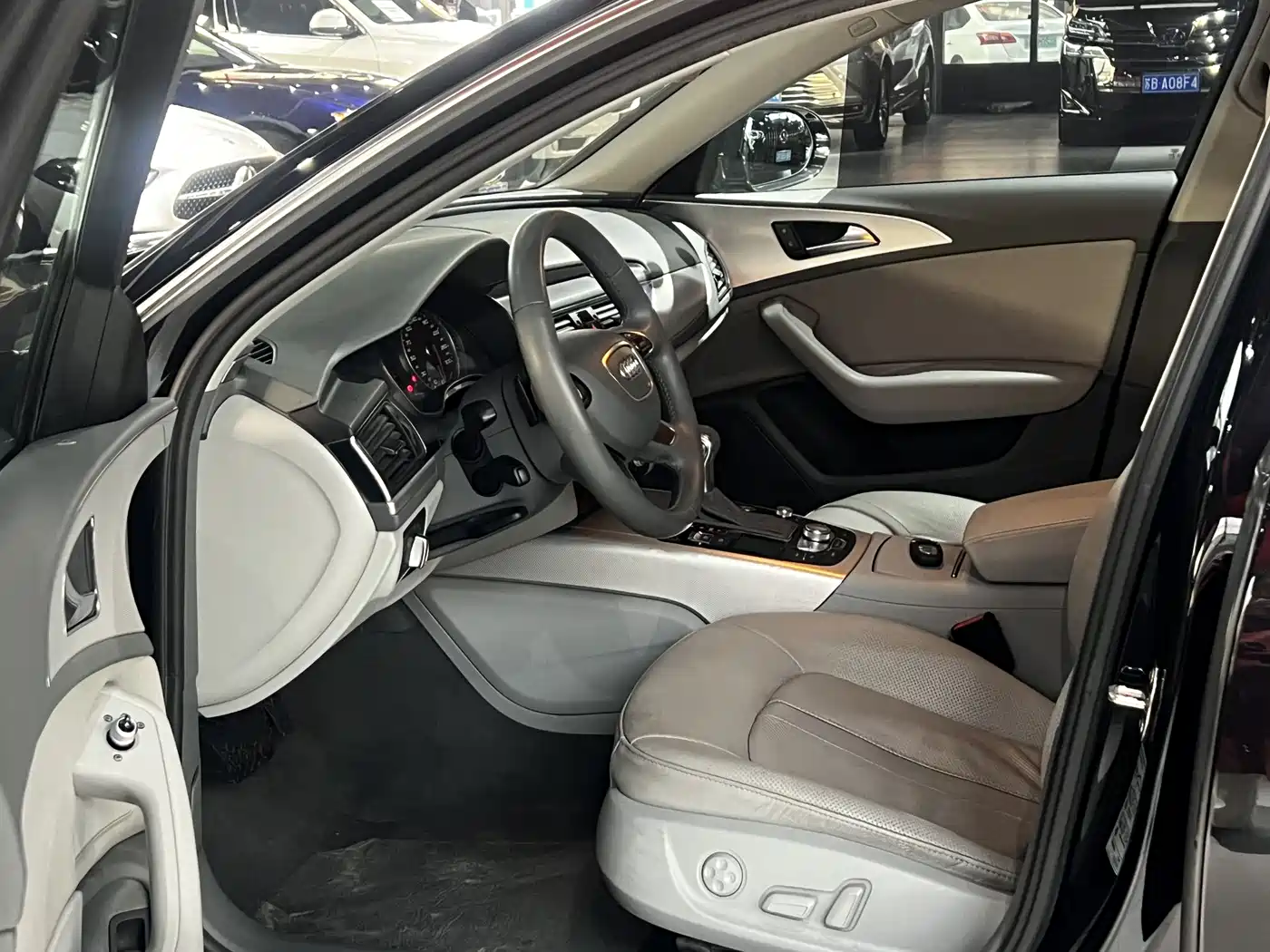 Audi A6L 2014 TFSI Standard фото 3