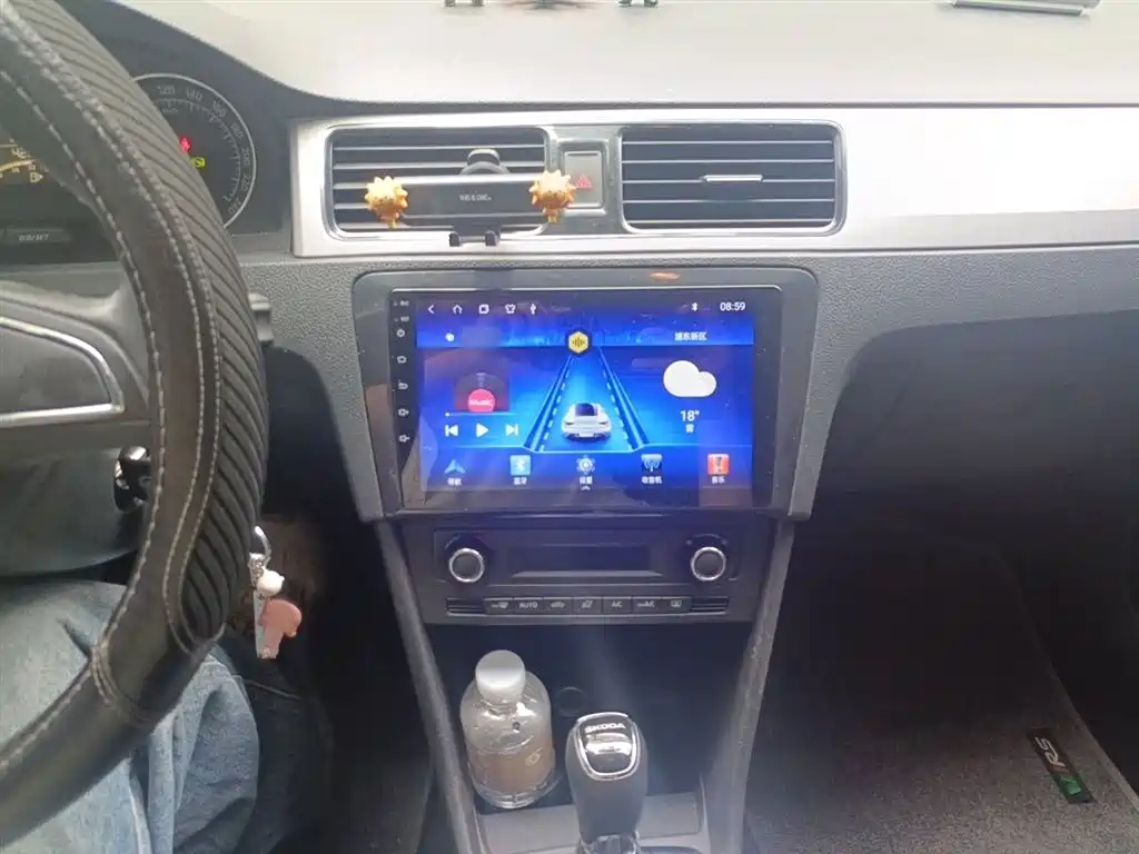 Škoda Skoda Rapid Spaceback 2014 1.6L Automatic致享版 фото 6