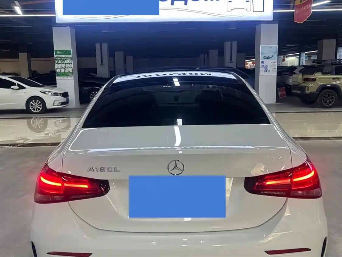 Mercedes-Benz A-Class 2022 A 180 L Sport Sedan фото 5