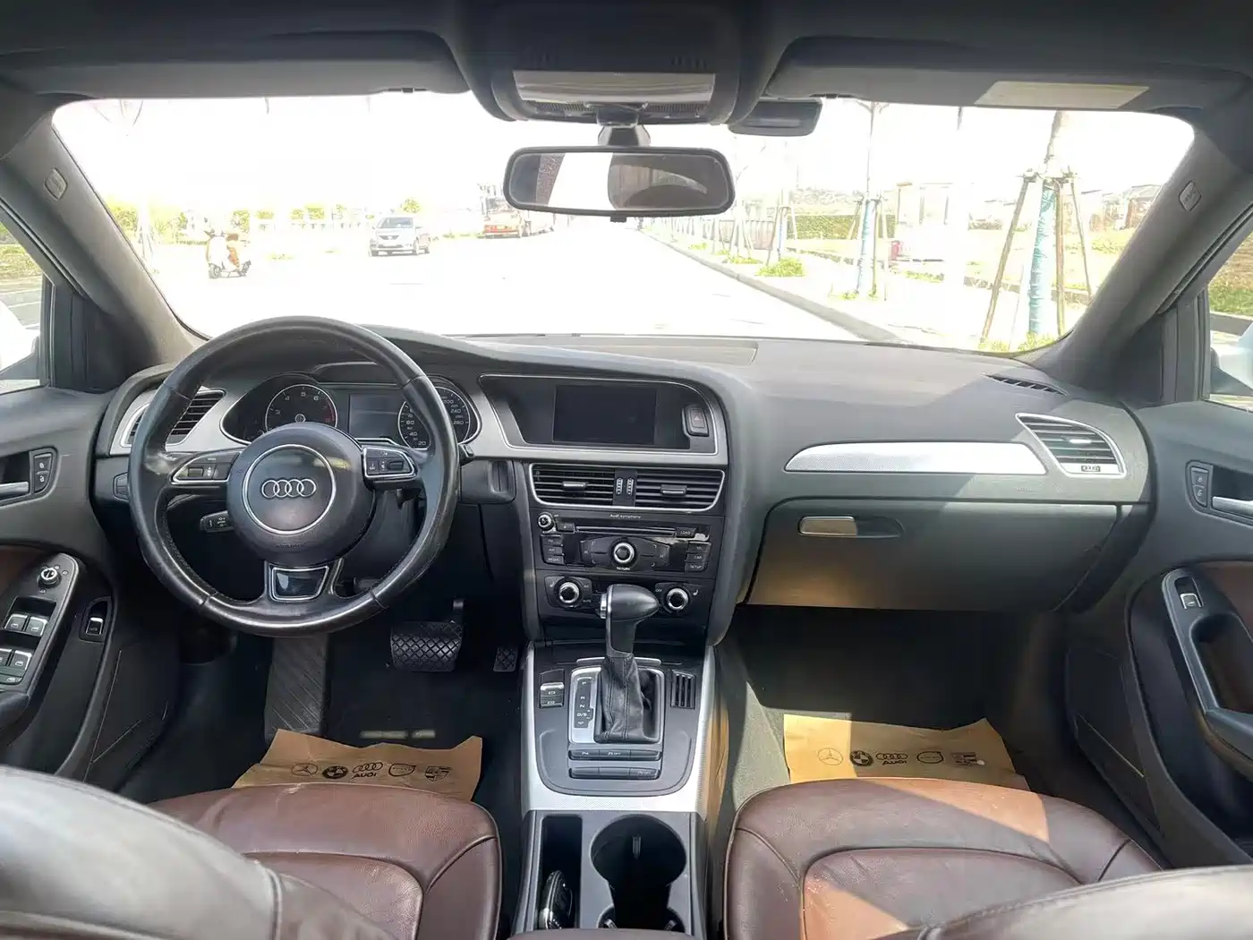 Audi A4L 2015 35 TFSI Auto Comfort фото 18