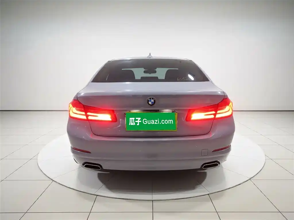 BMW 5 Series 2018 528Li Launch Special Edition фото 4