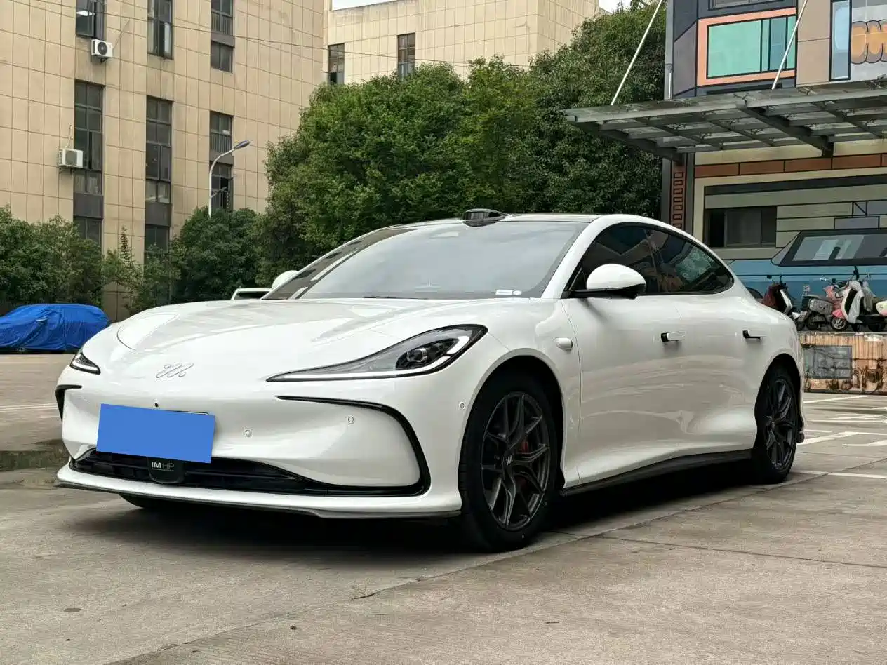 IM Motors IM L6 2024 Max Standard Edition